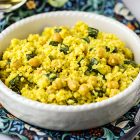 Bulgur al curry con ceci e zucchine