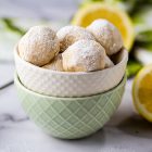 Tartufini al limone e cioccolato bianco