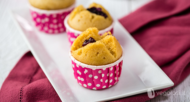 Muffin vegani al vapore mirtilli e limone