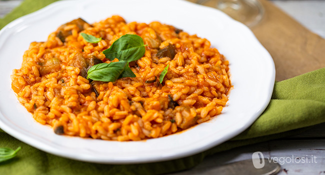 Risotto vegano alle melanzane