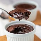 Tortino vegano dal cuore morbido di cioccolato