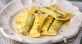 Ravioli doppi paglia e fieno