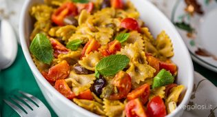 Insalata di pasta con melanzane alla persiana
