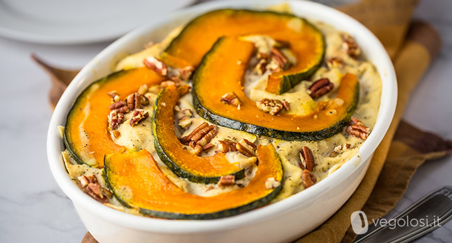 Lasagne di pane carasau alla zucca e besciamella di cannellini