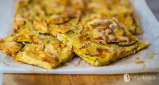 Scarpaccia alla zucca e rosmarino